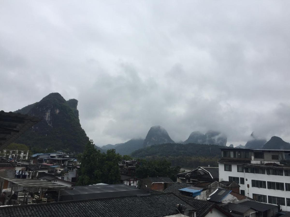 阳朔西街老门客栈酒店 外观 照片